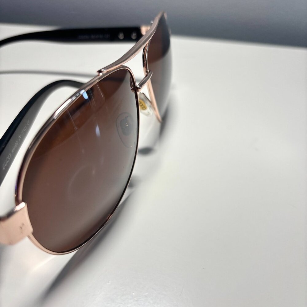 Gucci CD029 Aviator Sunglasses – Gold Frame, Brown Gradient Lenses - Picture 2 of 8